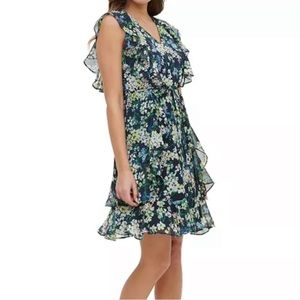 Tommy Hilfiger Madeline Floral Fit
& Flare Dress; Women’s size 8